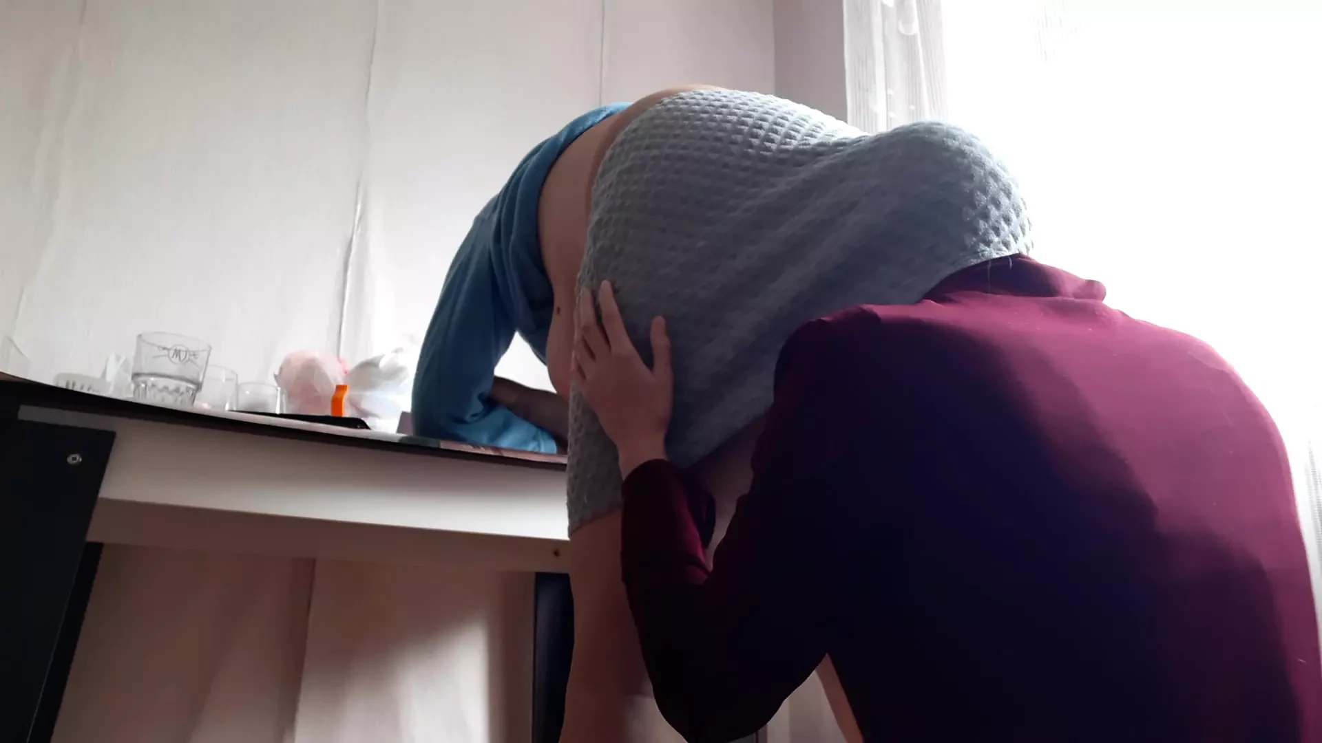 I lick my milf boss’s ass for a long time for a promotion