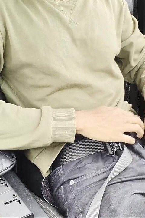 I Caught My Driver Masturbating in Car Turns Into Ass Fuck