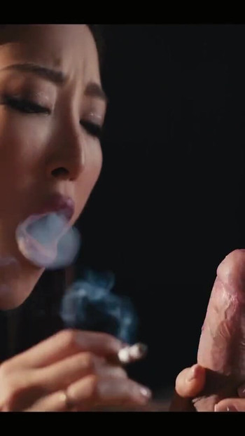 Awek Asia bercakap kotor dalam bahasa Jepun - sudut pandangan pertama: awek anime kehidupan sebenar merokok dan menyentuh pepek ketatnya | Klip 1