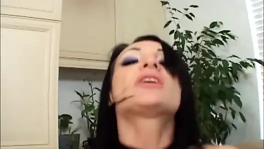 Pelacur yang pengen dicambuk sebelum mulai bercinta