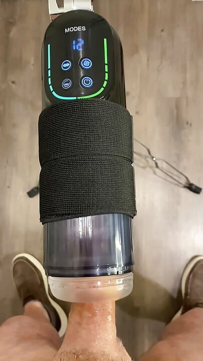 Dit handsfree-speeltje laat me meerdere spermaladingen spuiten!