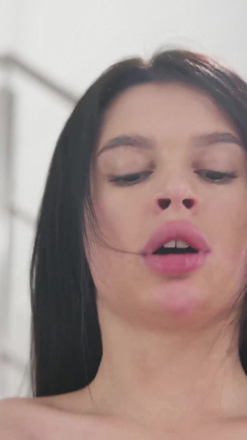 8kteens – Silvester-Lichter! | Clip 1