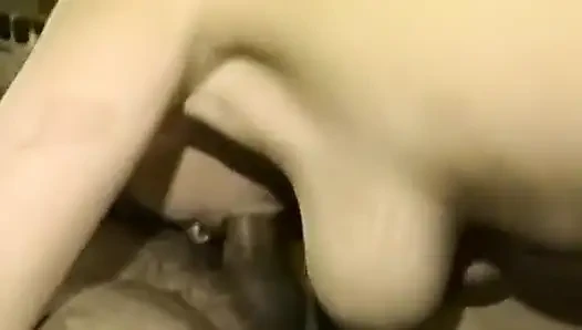 Nicole için yapışkan bir dölleme