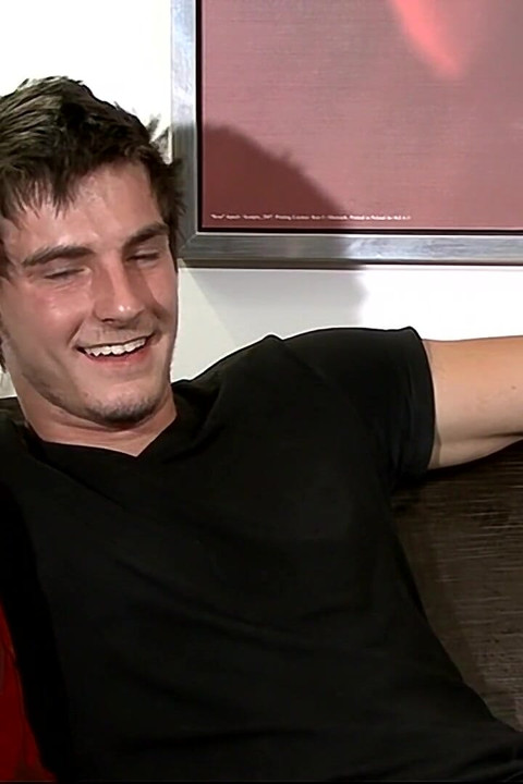 Curious Straight Guy Liam Loves a Good Wank