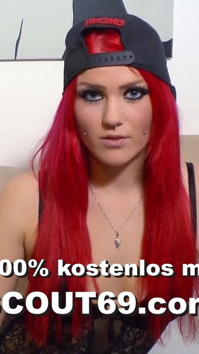Epický okamžik z "He Cums in Seconds - Německá teen šlapka dostane creampie od starého chlapa"