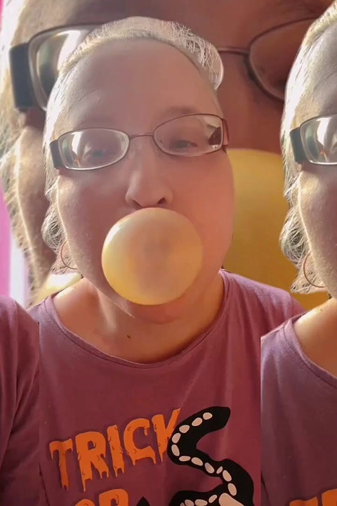Asmr Bubble Gum