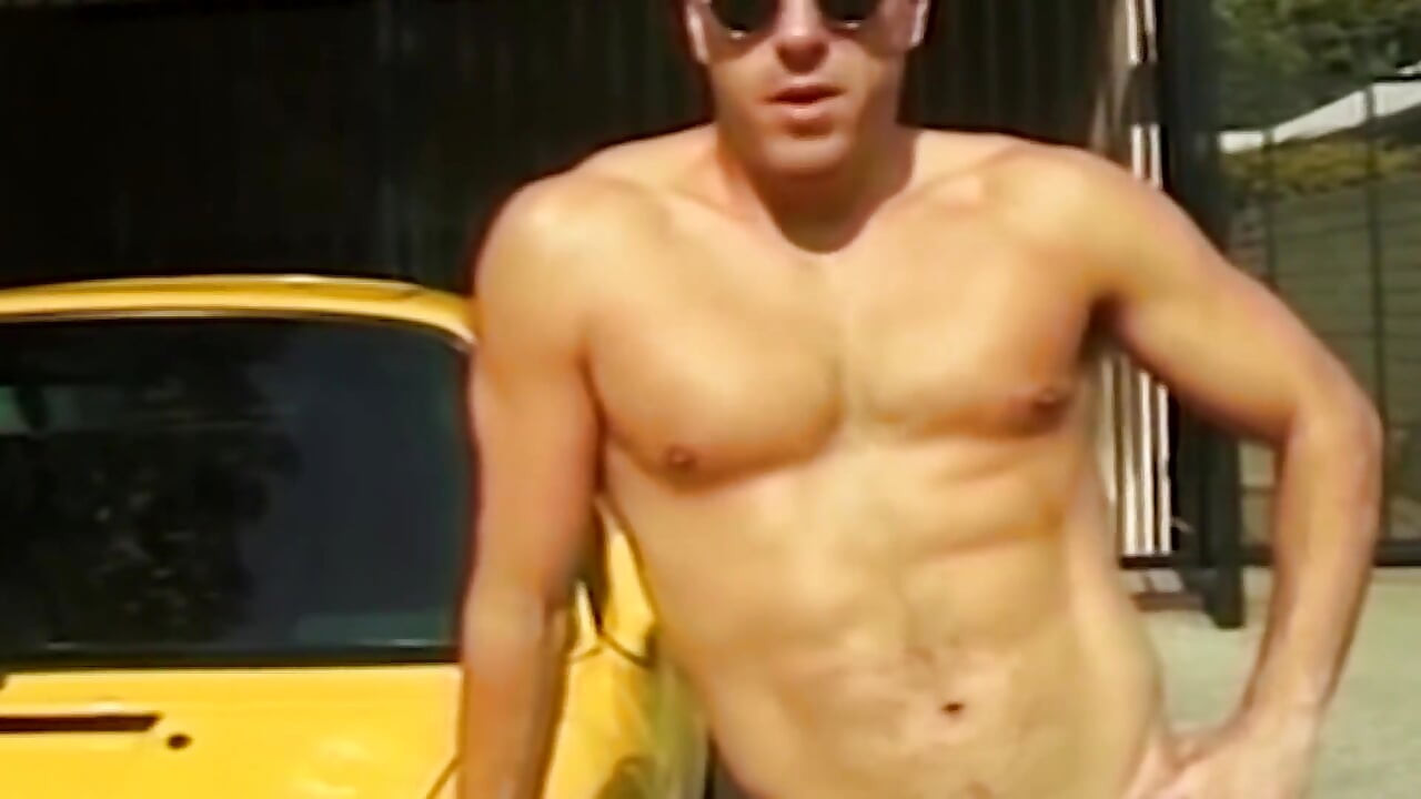 Hot Dicks Outside Scene 3: Muscular Friends Want to Fuck Each Other's Asses While Cruising
