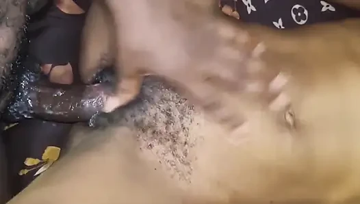 Memek behenol si cewek super hot ini dientot habis-habisan sampai matanya merem melek