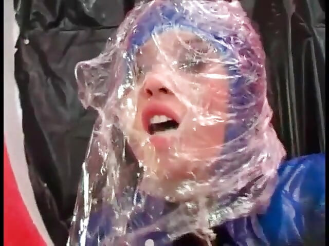 Two slutty slaves in latex sucks a hard big cock
