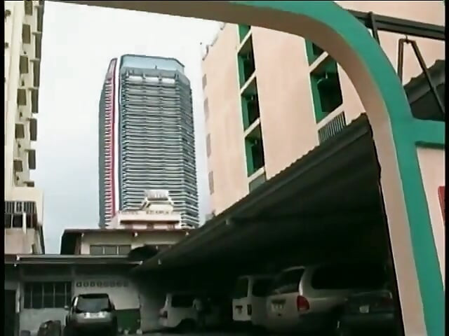 Waria sange nyeping kontol cowok ini