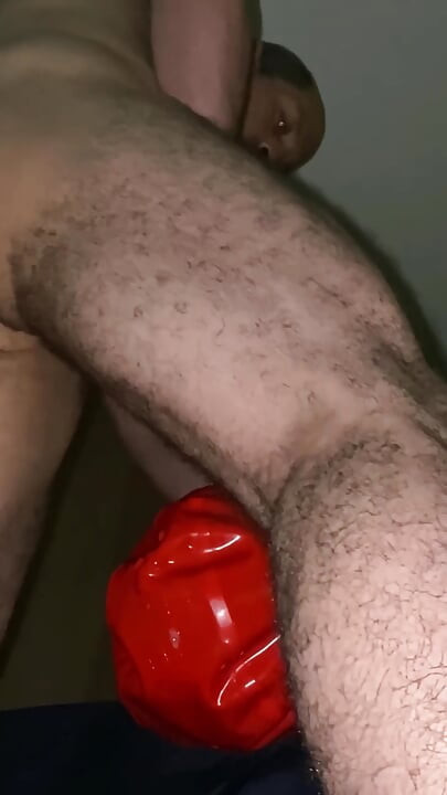 Aku diam saat aku kontolmu