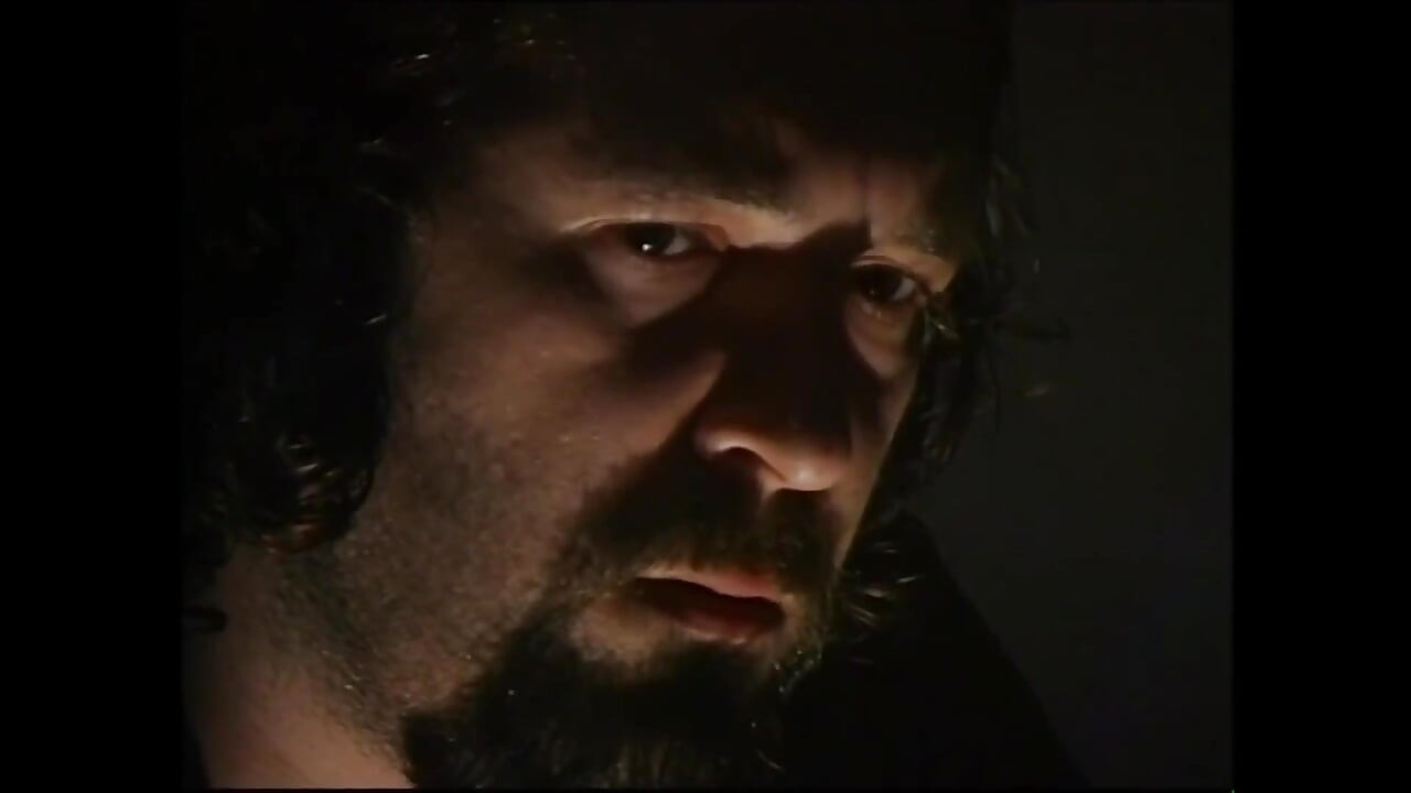 Gadis-gadis masturbasi di casting dan memberikan blowjob