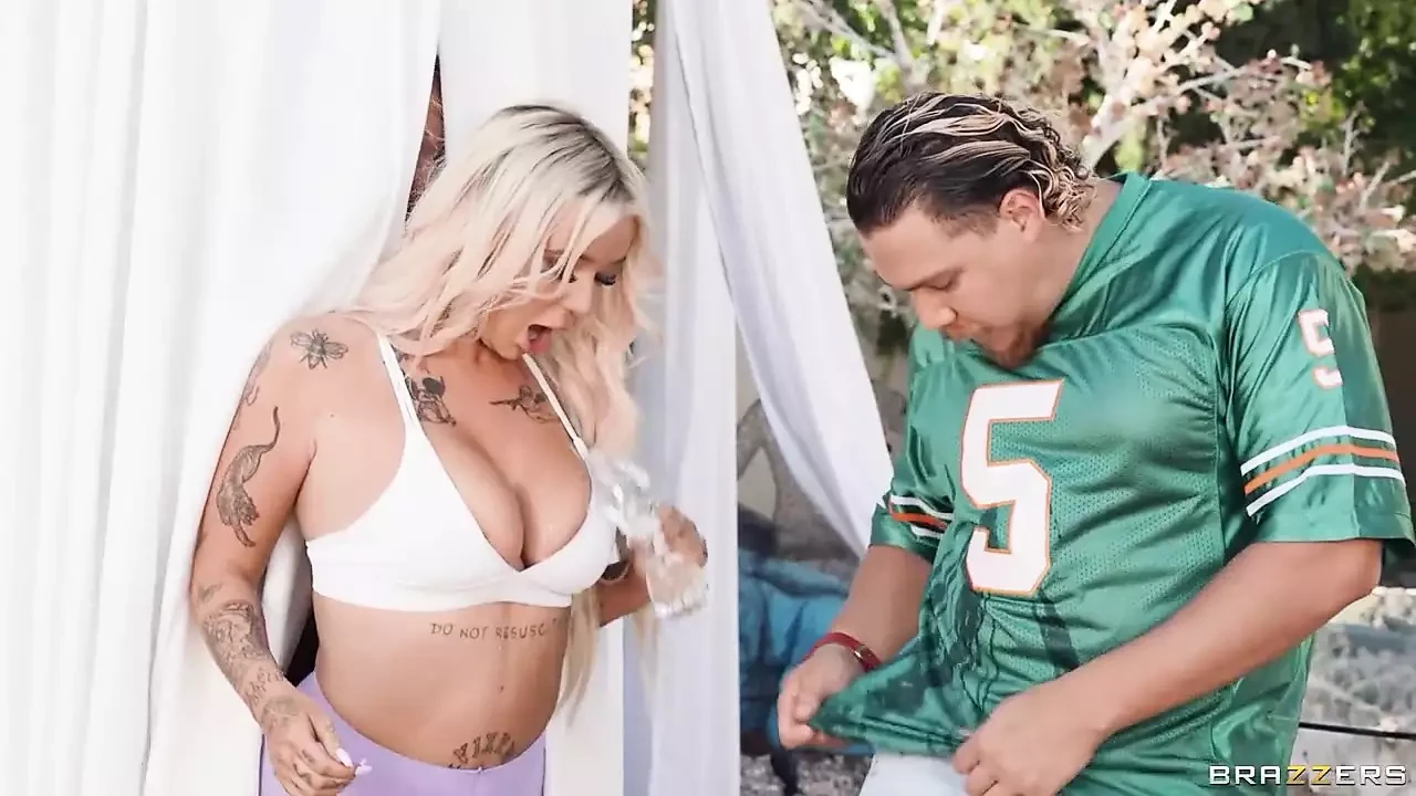妻子的偷偷摸摸的锻炼好友 jaz jizzes Brazzers