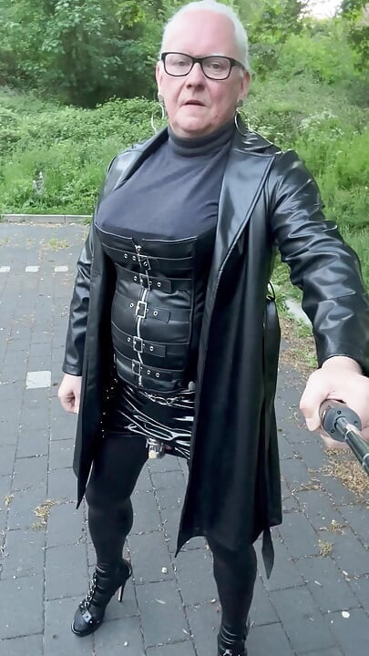 Sandra die Outdoorschwuchtel