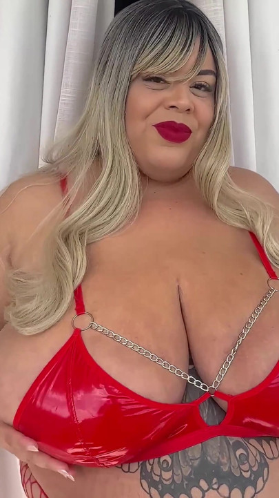 Angel SSBBW Is the Ultimate Pee & Cum S*allowing Slut Part 1