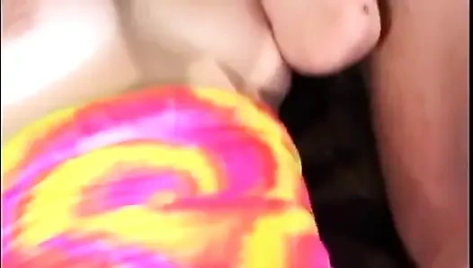 Cowok-cowok sange rambut pirang dengan toket besar lagi asik ngentot dan crot di muka di kamarnya