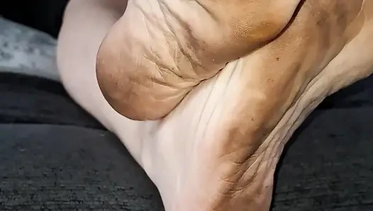 Barefoot Next-door neighbor comes over and teases me with her beautiful dirty soles