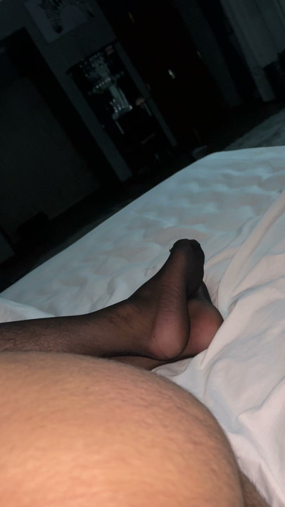 Speaking my sweet ass while feeling sexy and feminine during the night in pleasure and delight