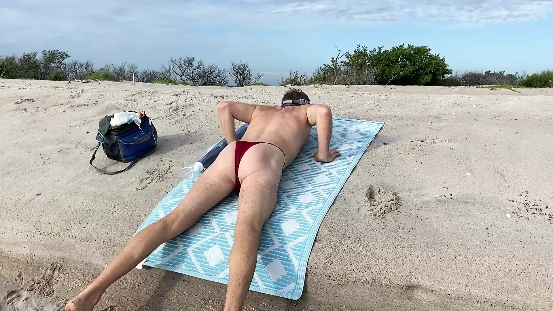 Seksi crveni bikini