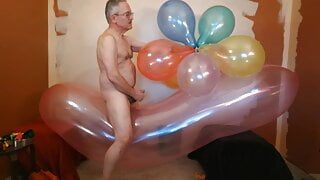 Balloonbanger 81 - foda com balão, esperma e pop com balão gl700