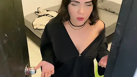 LATIN STEPMOM LETS ME SHARE HER BED! - PORN IN SPANISH