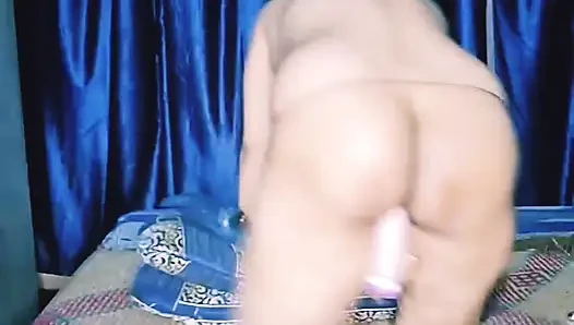 Memek berbulu alisha si cewek toket besar lagi asik dientot sama kontol besar pria kulit hitam