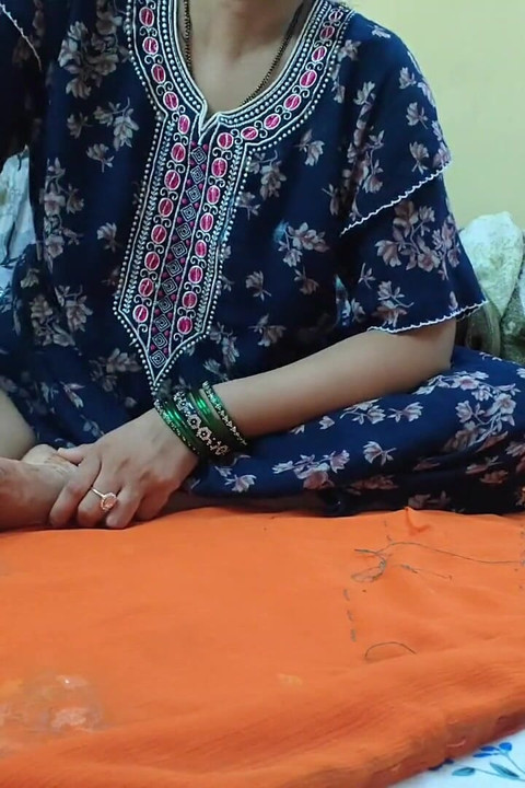 Bhabhi Ko Mc Mai Hi Condom Laga Kar Choda