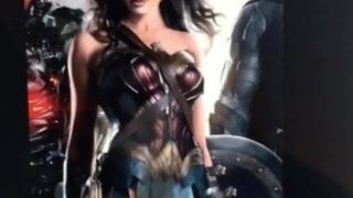 Gal Gadot - Wonder Woman cum hołd # 3
