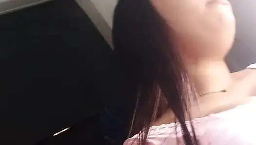 Сводная сестренка из Нью-Йорка, Соединенные Штаты, говорит: "Вы не хотите трахнуть меня?"