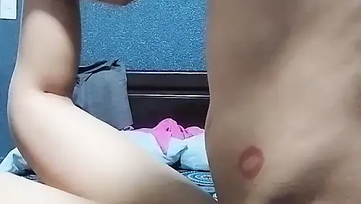 Arkadaşım vajinamı kırıyor