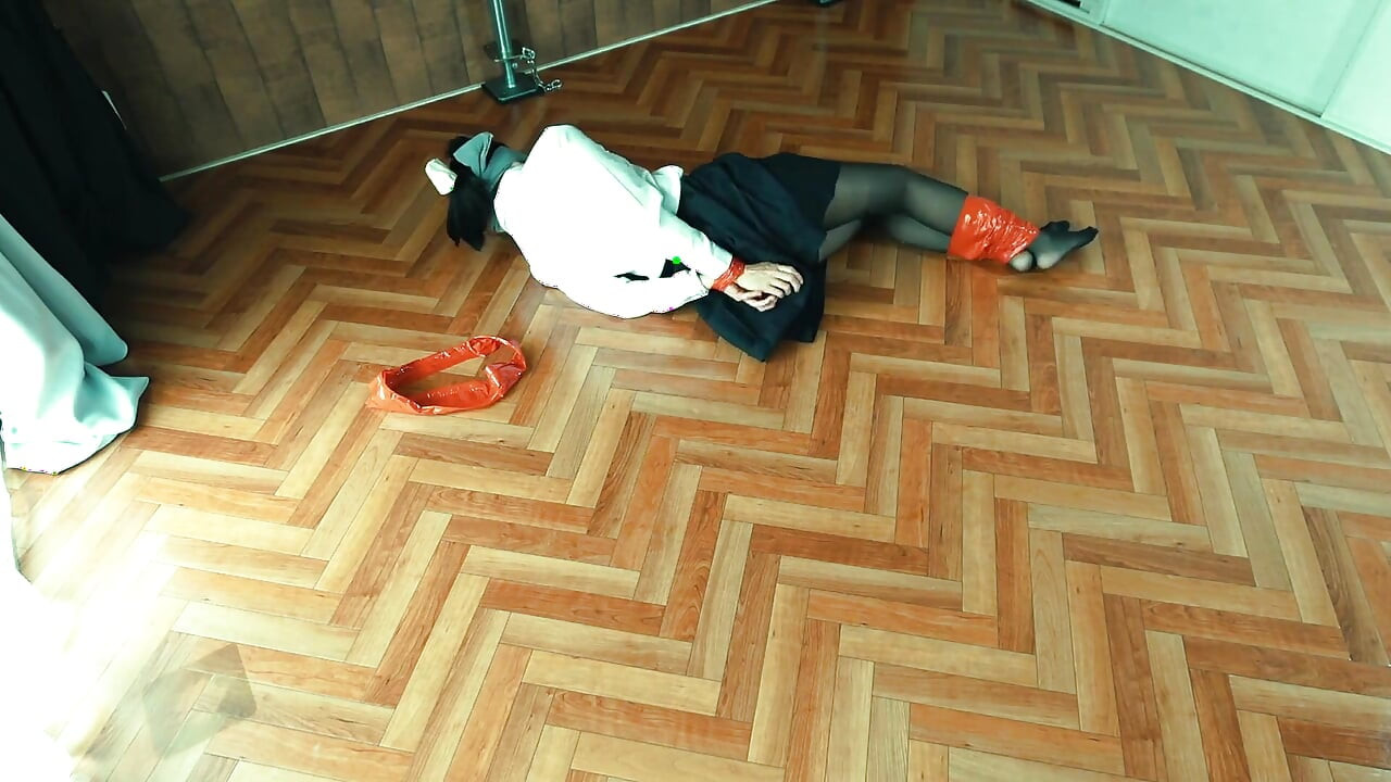 Melarikan diri dari kekangan pita