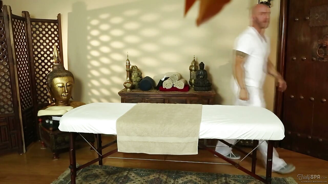 FANTASYMASSAGE - The perfect touch goes a long way