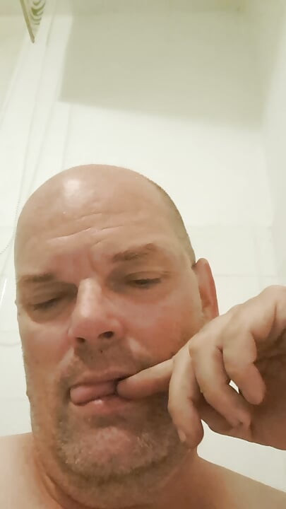Who wants me to suck his glans?