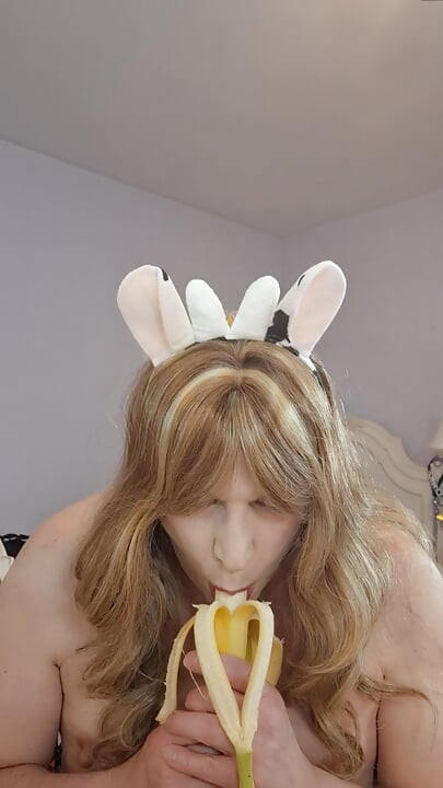 Feed me strawberries, bananas and whip cream!