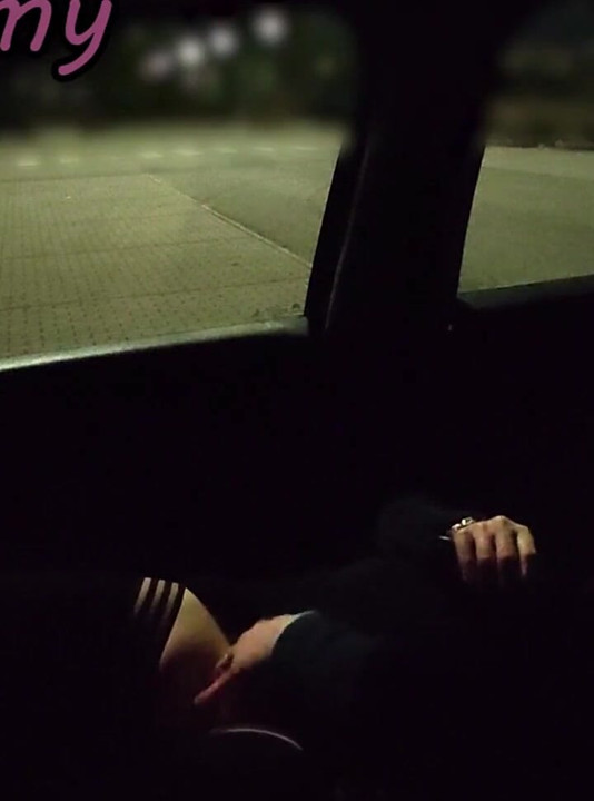 Ryzykowna przyrodnia siostra nauczycielka publiczny nocny seks z głośnym squirtingiem i Voyeur Risk Full HD Uncut