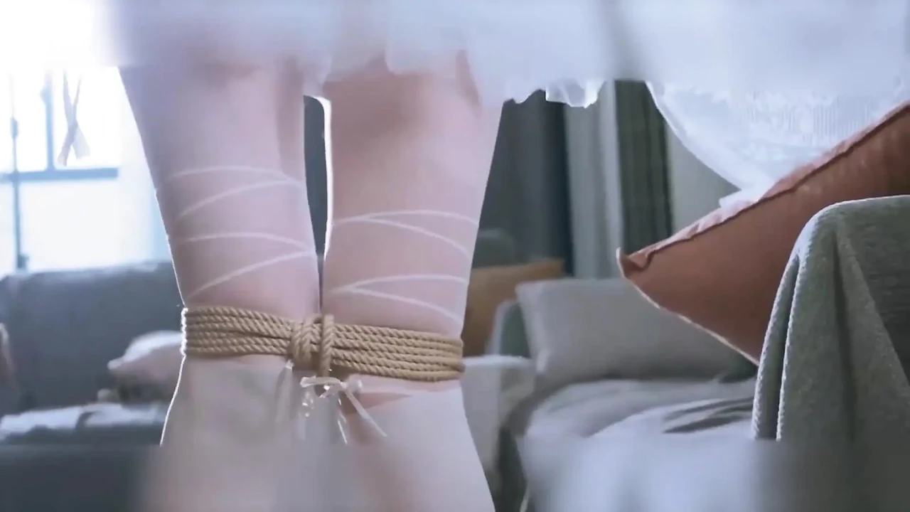 Ms19-a Girl in a Wedding Dress Was Disciplined by Vibrator