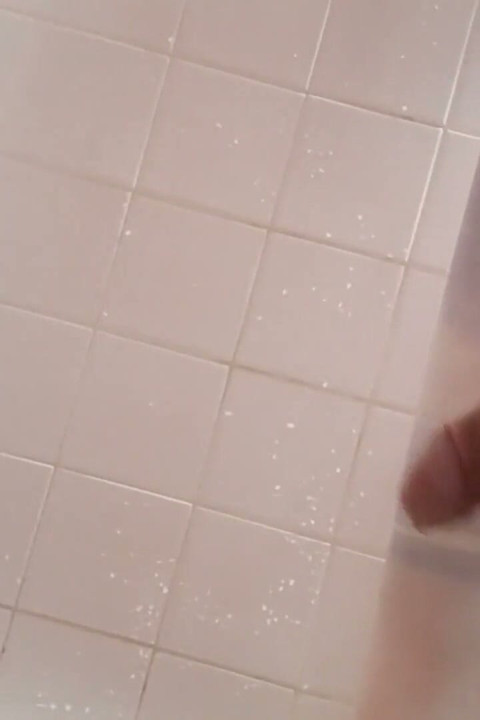 How to Piss with a Morning Wood, Desesperated Twink's Hard Cock and a Full Bladder
