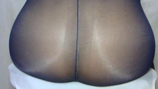 crossdresser pantyhose ass no panties