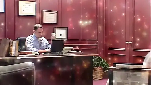 Domino, mükemmel vajinasında devasa penisleri tercih ediyor