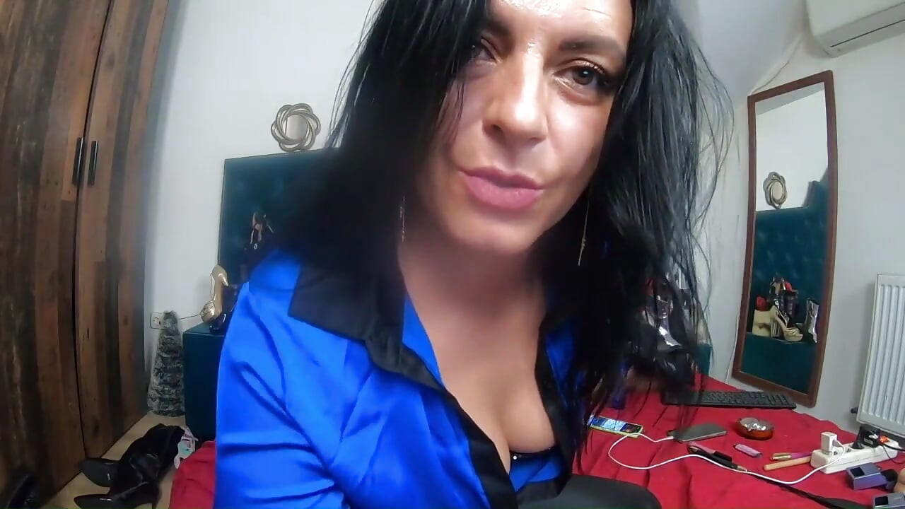 Ultimativna kompilacija velikih stopala - fetiš na stopala, goli tabani i igra s dildom u stopalima