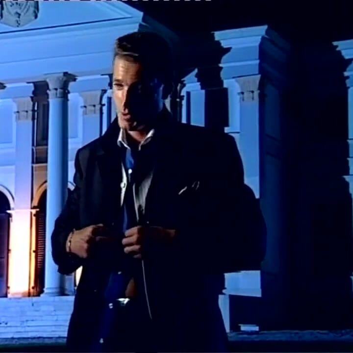 Amcık sikişi amcık yalama 69 pozisyonunda yarak emiyor