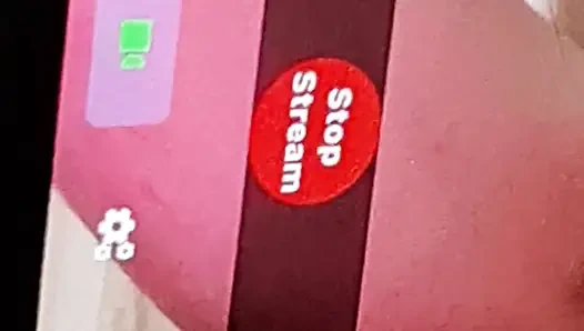 Mein ehemann beobachtet mich, während ich live bei camsoda gehe