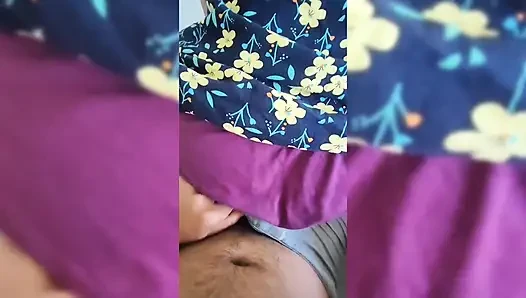 Ein fremder fickte mich dafür, dass ich ein paar tage an seinem platz bleiben ließ