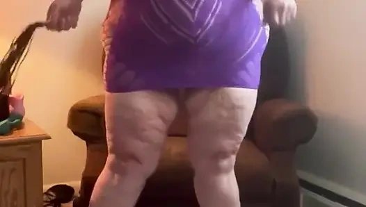 Her yere fışkırtıyor