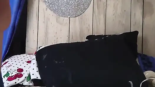 Yaramaz sürtük yarağına çok ateşli biniyor