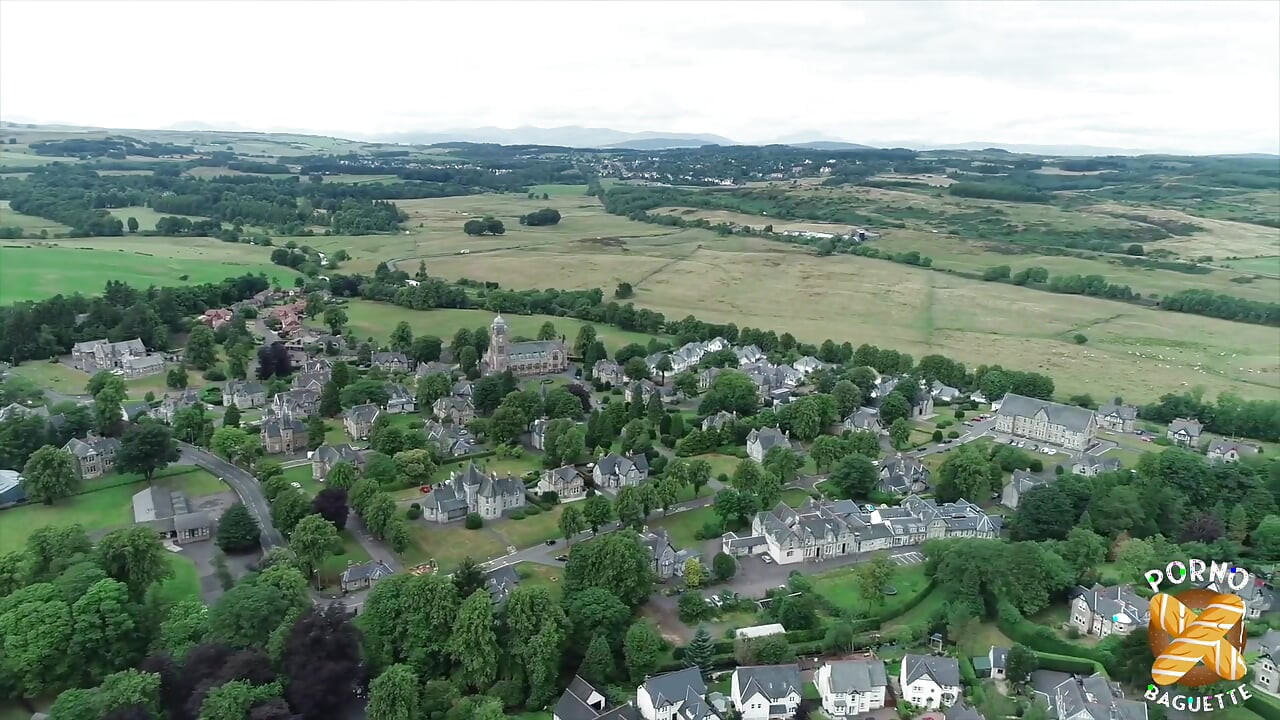 Джулія, сексуальна блондинка, любить їсти член і пизду