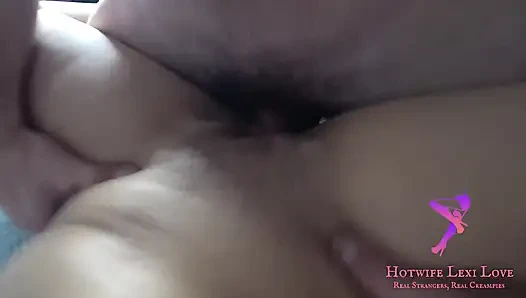 Hotwife bekommt riesigen creampie mit neuem stier