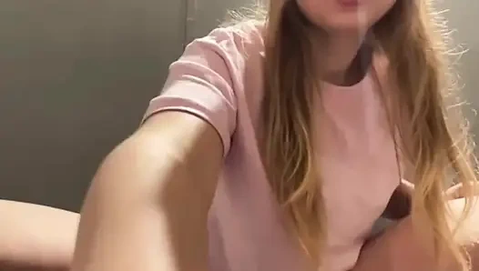 Squirting in der Öffentlichkeit so hart