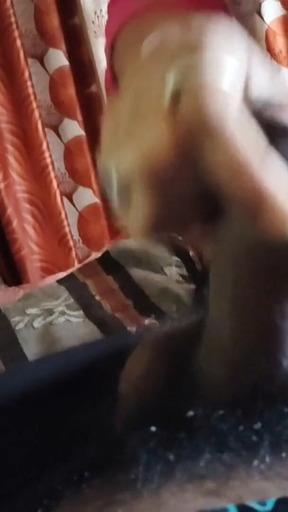 Indiana esposa faz boquete e goza na boca e gozada na cara | Clipe 1