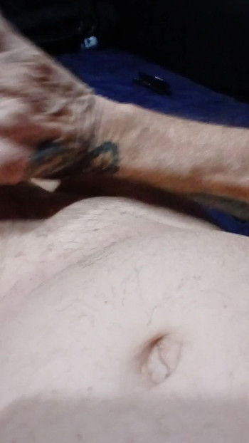 Episkt ögonblick från "Hjälp mig att leka med min kuk. Ingen sperma"